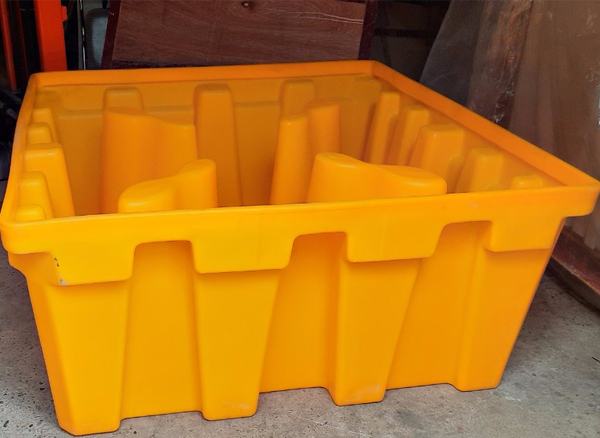 Pallet-chống-tràn-dung-cho-IBC